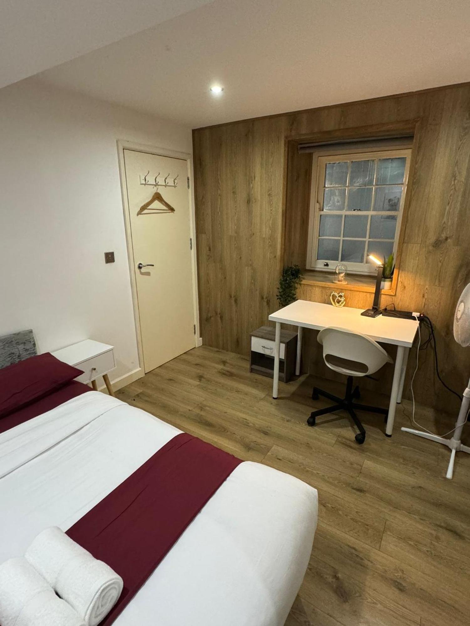 Cozy Two Bedroom Apartment Sleeps 6 Near Camden Market Hw10 Londra Exterior foto