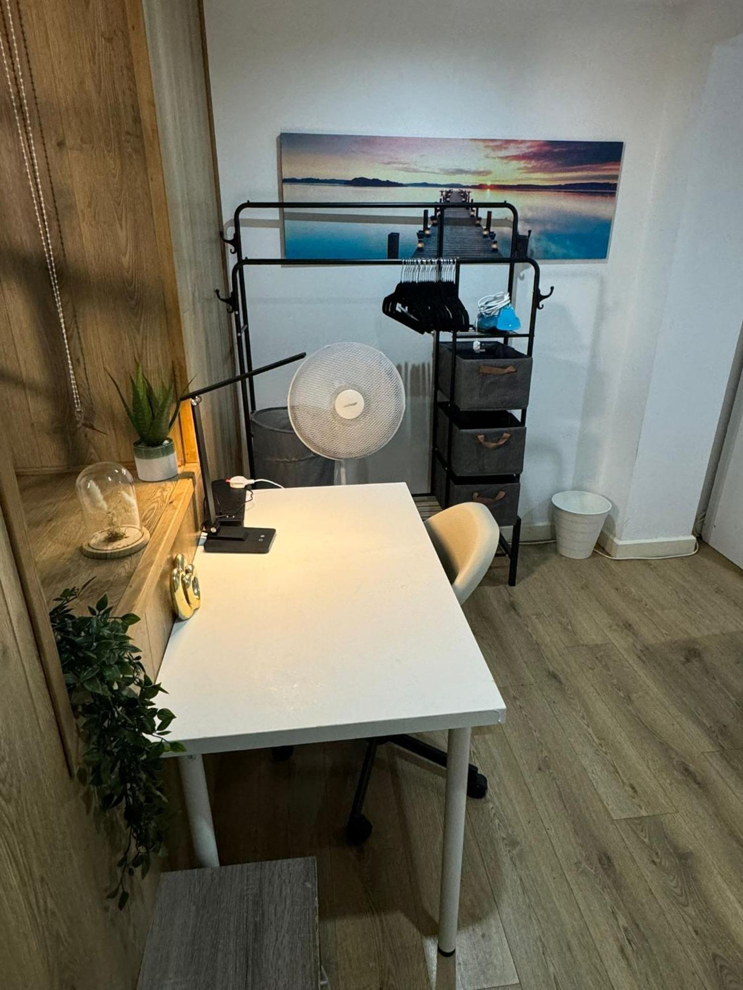Cozy Two Bedroom Apartment Sleeps 6 Near Camden Market Hw10 Londra Exterior foto